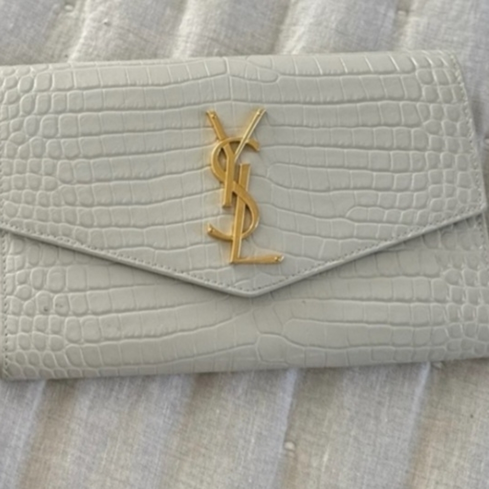 Yves Saint Laurent Croc Embossed Leather Uptown Clutch/Crossbody